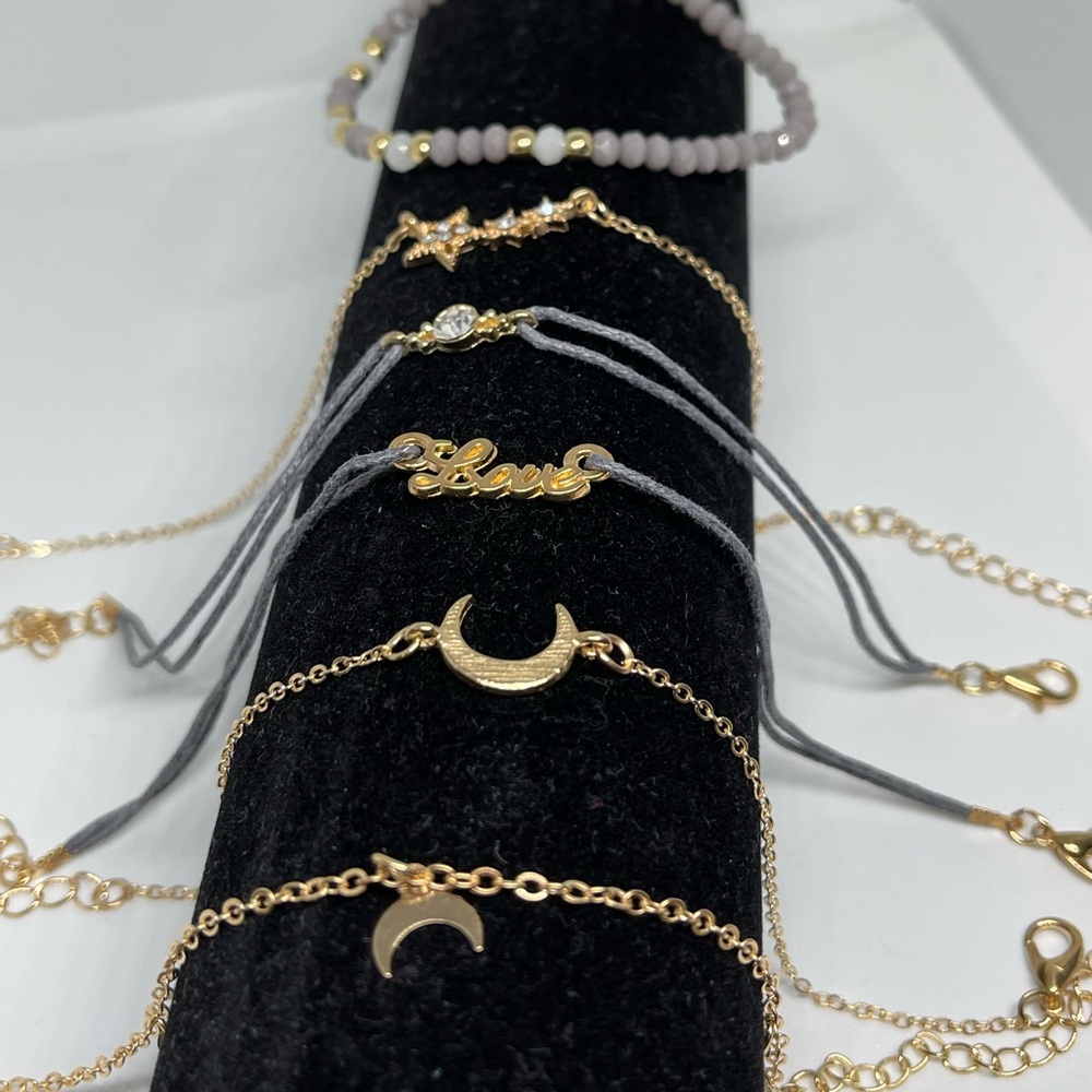 Set of 6 Bracelets